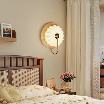 Moderne Bloemvormige Wandlamp Met Geplooide Kap En Geïntegreerde LED Verlichting