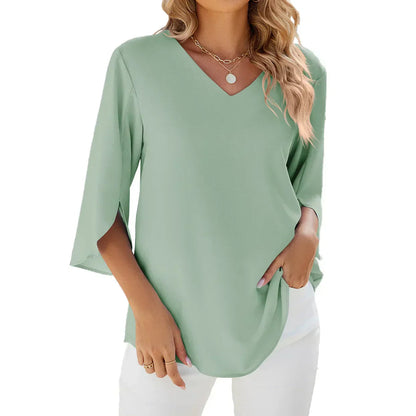 Vrouwelijke Zomerblouse met V-Hals Elegante Stijl