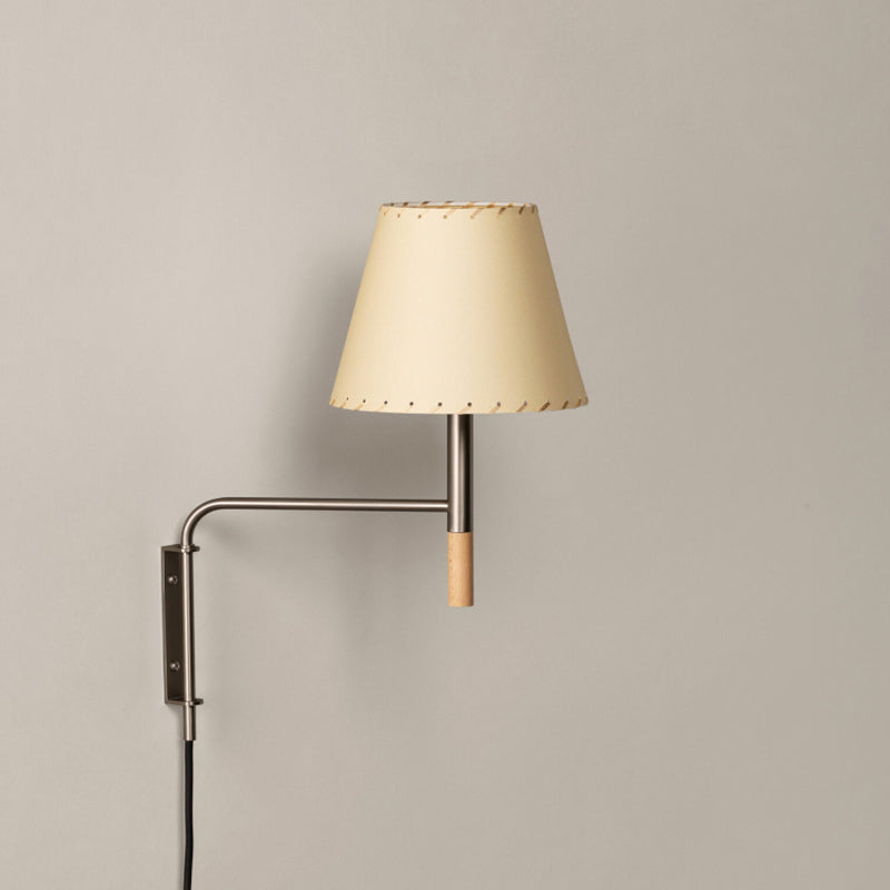 Verstelbare Wandlamp met Zwenkarm – Moderne Design Leeslamp met Handgebreide Perkament of Geplisseerde Kap
