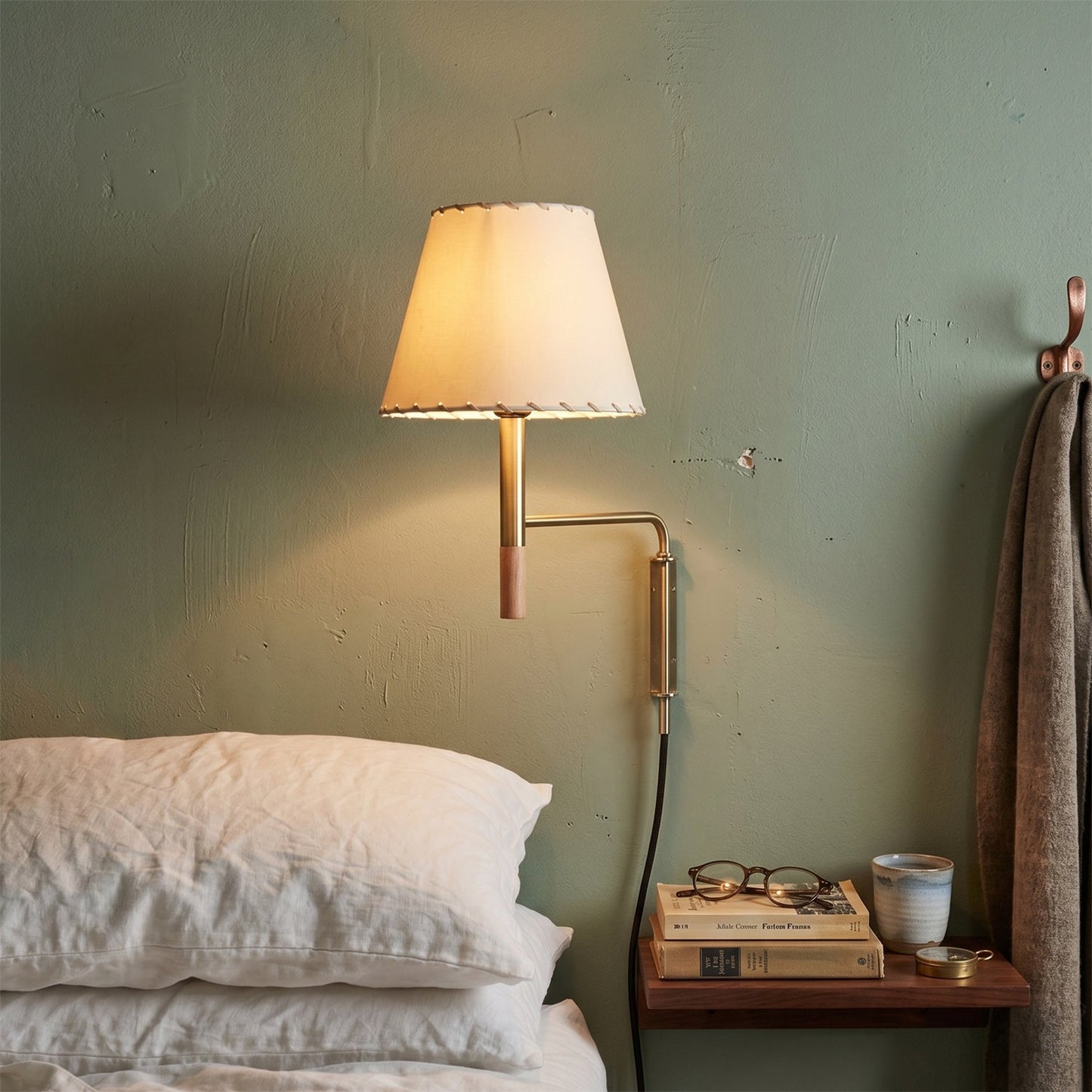 Verstelbare Wandlamp met Zwenkarm – Moderne Design Leeslamp met Handgebreide Perkament of Geplisseerde Kap