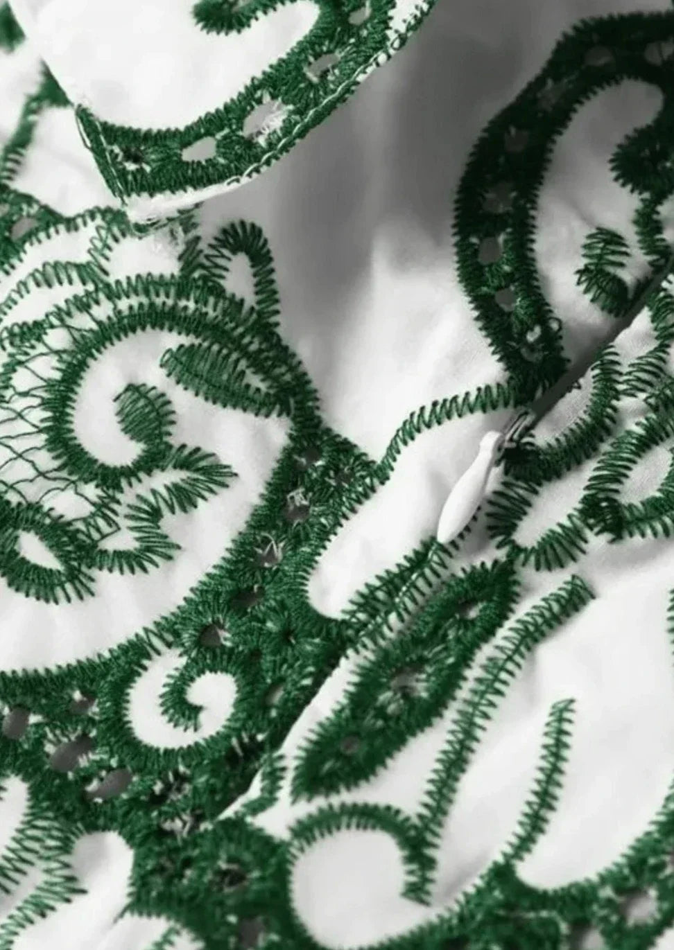 Vrouwelijke Lange Zomerjurk Katoen Wit-Groen Open Rug