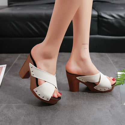 Elegante Zomersandalen voor Vrouw met Hoge Hak