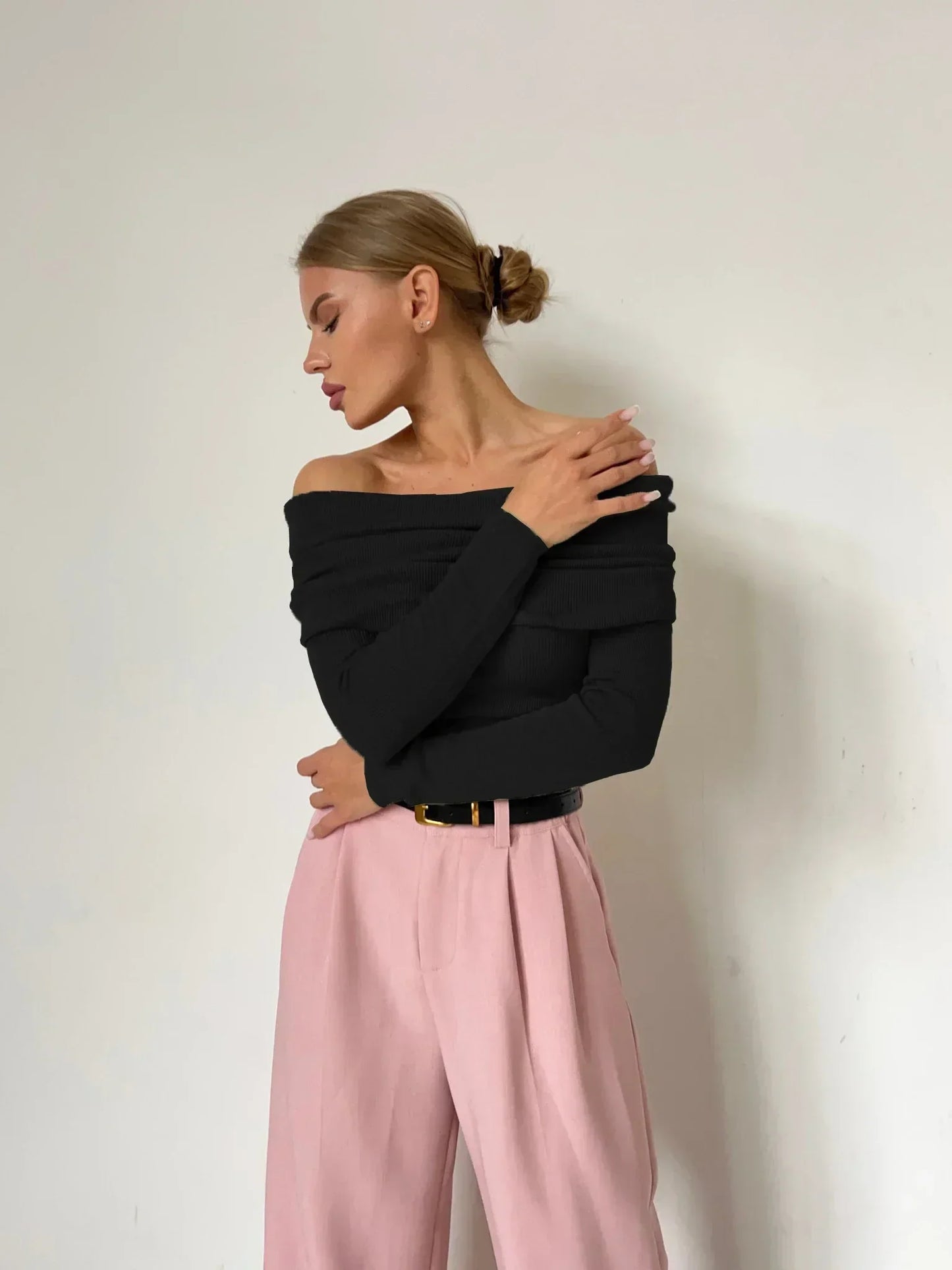 Vrouwelijke Off-Shoulder Top Lange Mouw Elegante Stijl