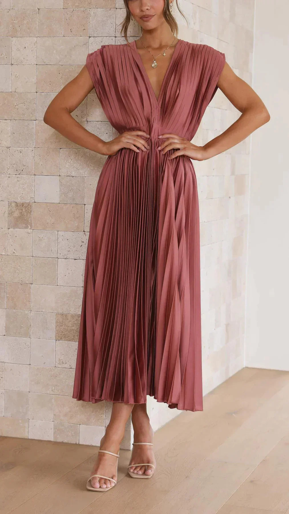 Vrouwelijke Zomerjurk Geplooide Jurk Elegant en Luchtig