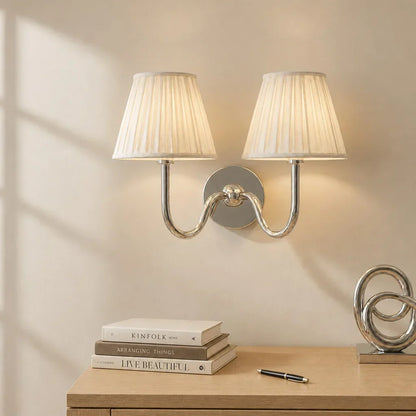 Wandlamp met Plissé Kap – Klassieke Wandverlichting Metaal & Linnen Landelijk Slaapkamer Hal Leeshoek Huis Interieur