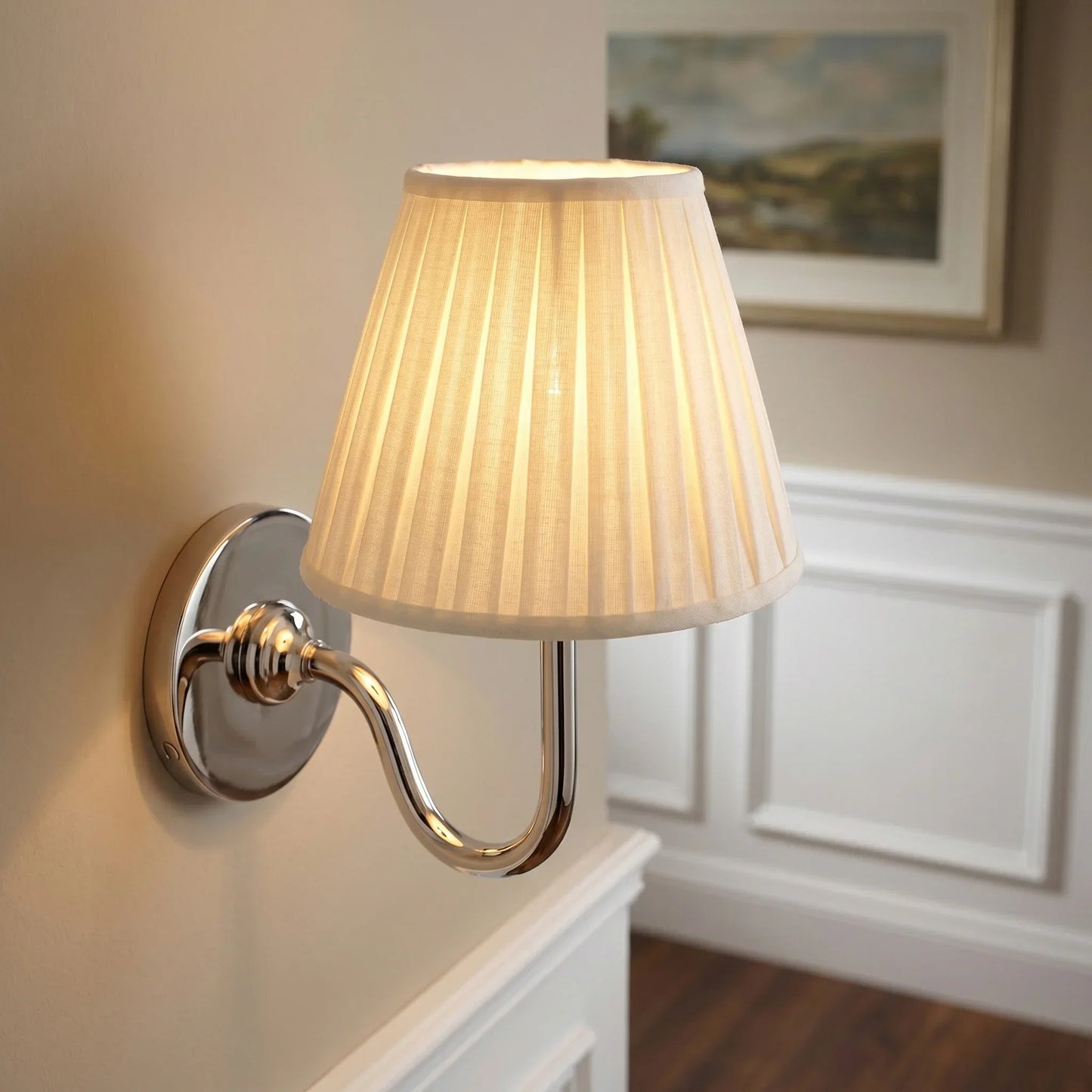Wandlamp met Plissé Kap – Klassieke Wandverlichting Metaal & Linnen Landelijk Slaapkamer Hal Leeshoek Huis Interieur
