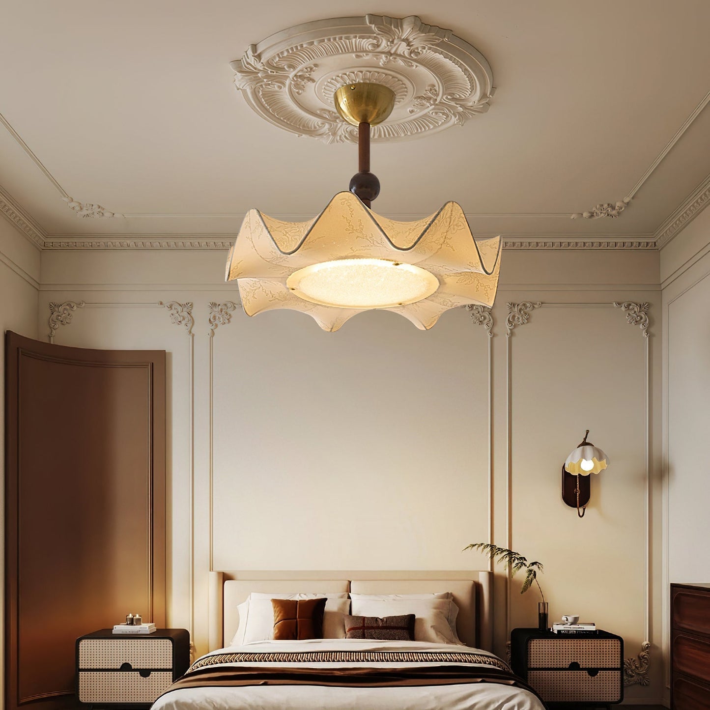 Plafondlamp met Bloemblaadjesontwerp – Walnoot & Goud – Geïntegreerde LED – Ø50cm × H44cm