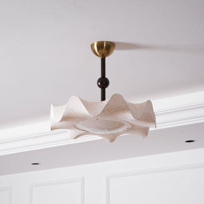 Plafondlamp met Bloemblaadjesontwerp – Walnoot & Goud – Geïntegreerde LED – Ø50cm × H44cm