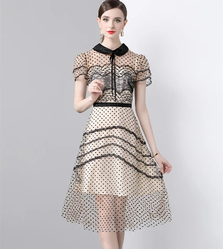 Vrouwen Jurk met Kraag en Beading Details