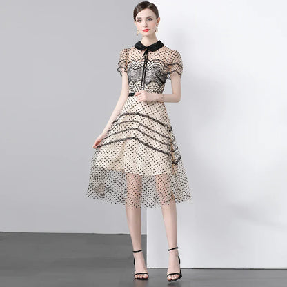 Vrouwen Jurk met Kraag en Beading Details