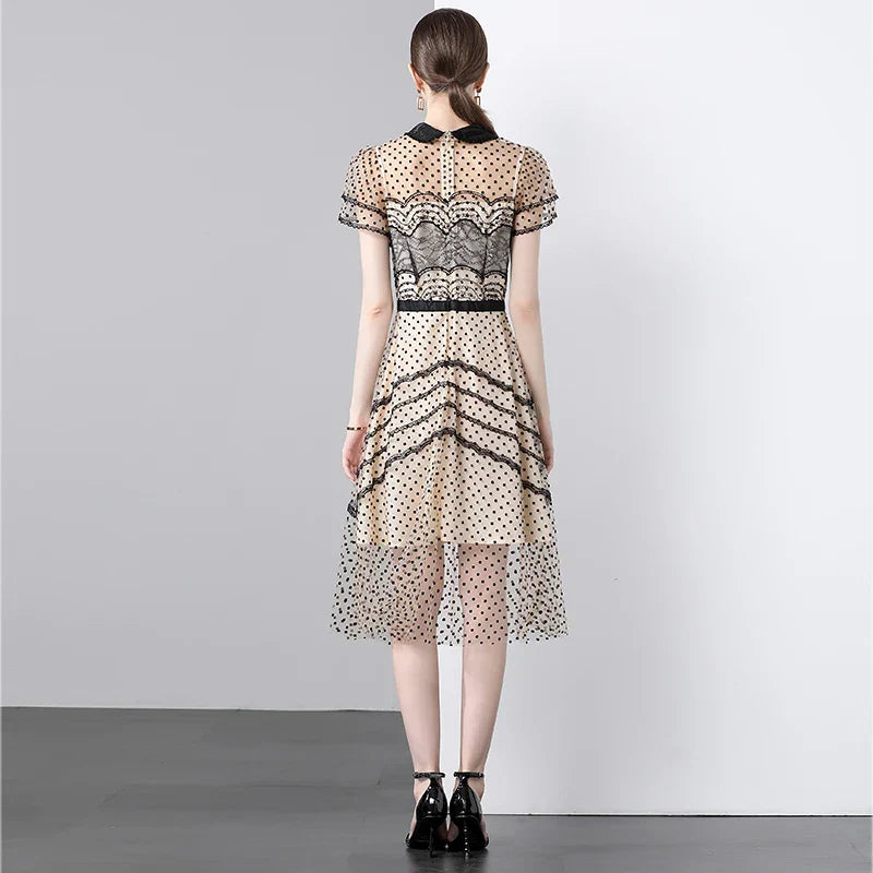 Vrouwen Jurk met Kraag en Beading Details