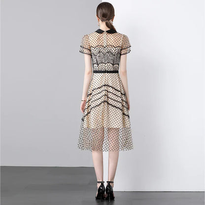 Vrouwen Jurk met Kraag en Beading Details