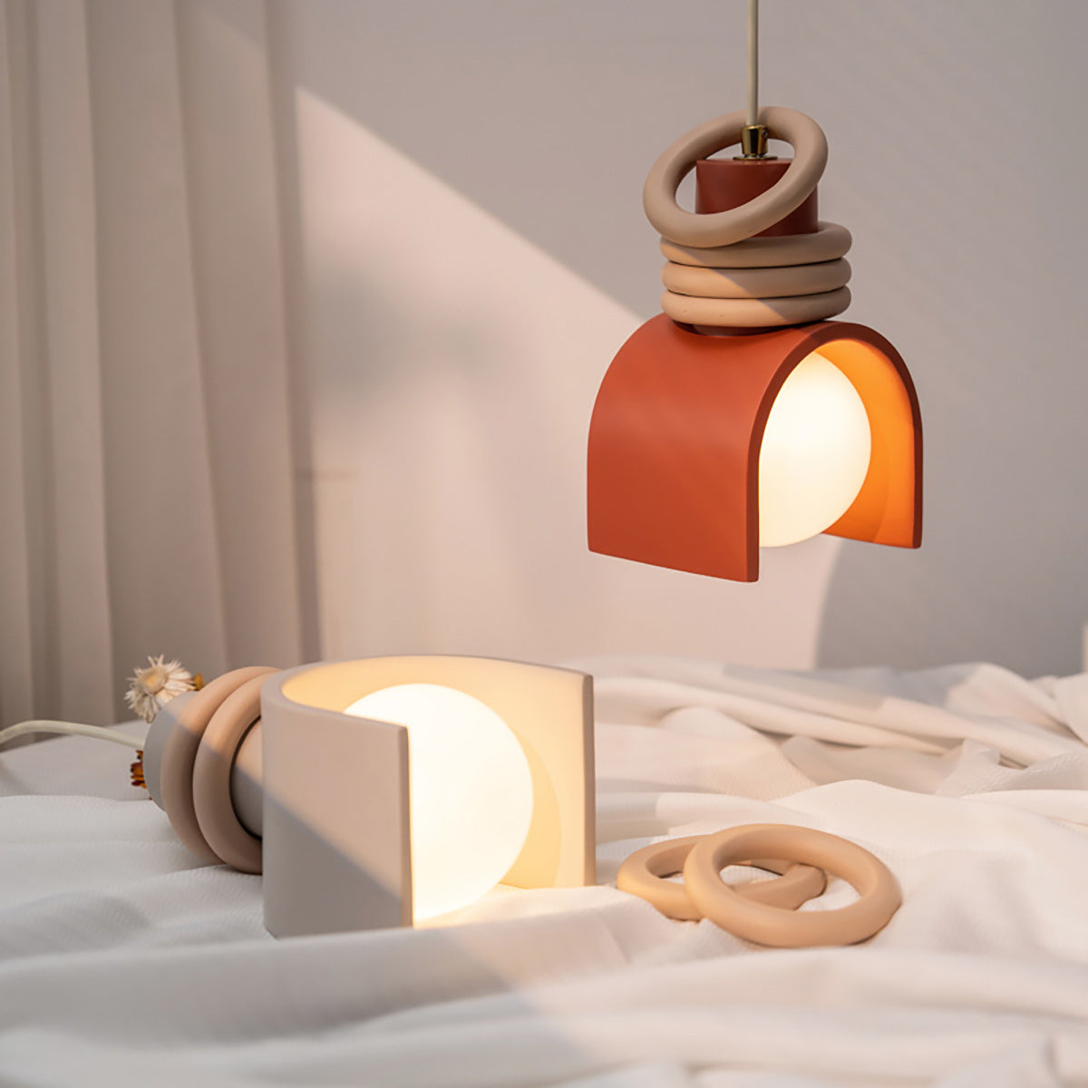 Hanglamp met Kunsthars Kap Crème & Oranje Modern Design Eetkamer Woonkamer Verlichting Scandinavisch Stijlvol