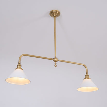 Luxe Design Hanglamp Met Witte Glazen Kappen Voor Eettafel En Keukeneiland In Messing Afwerking
