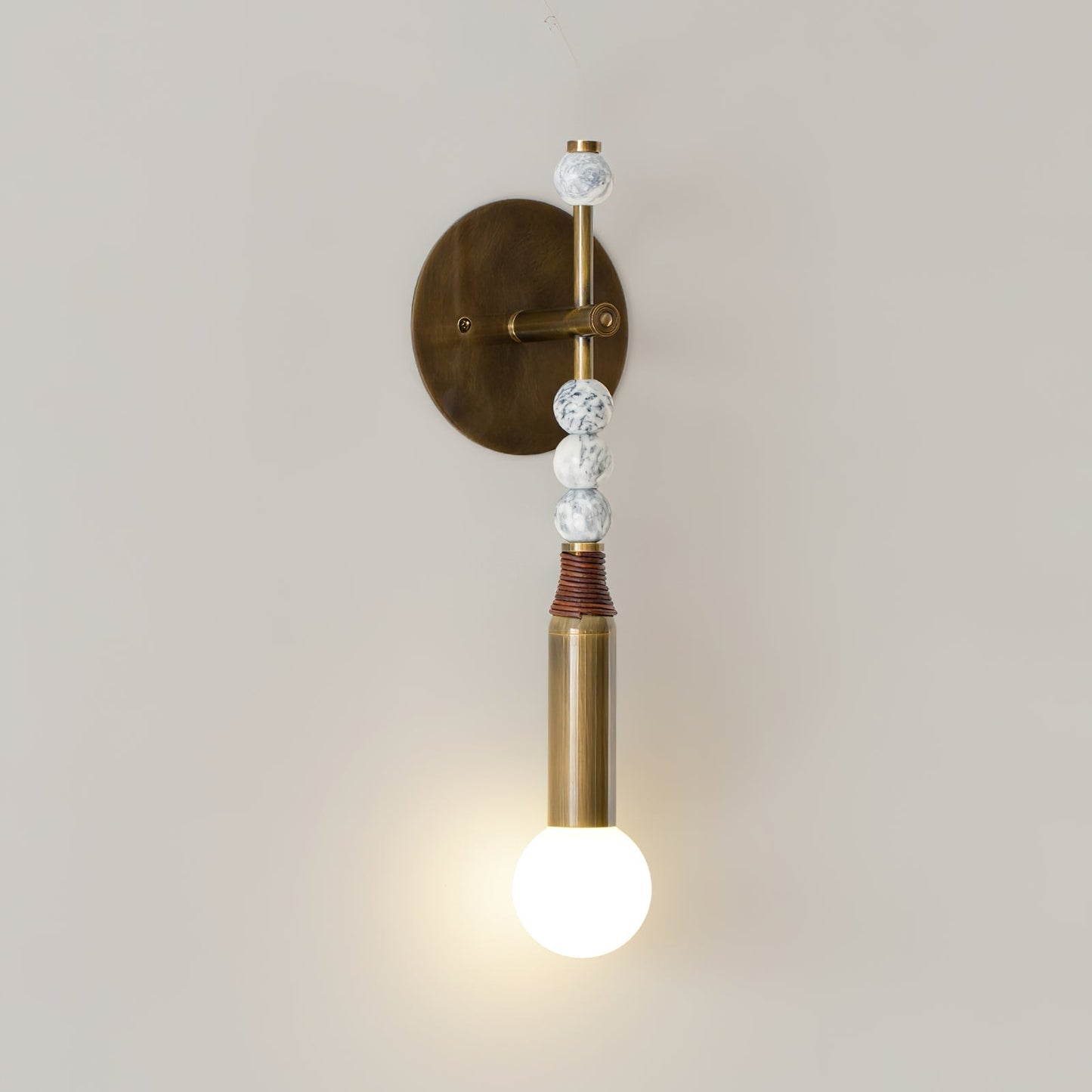 Toam Wandlamp Marmer Messing – Persepolis Geïnspireerd Design met Antique Brass Afwerking 18.9 en 27.6 inch