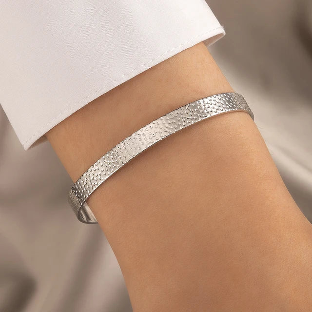Goudkleurige Dames Armband met Kruis Verstelbaar