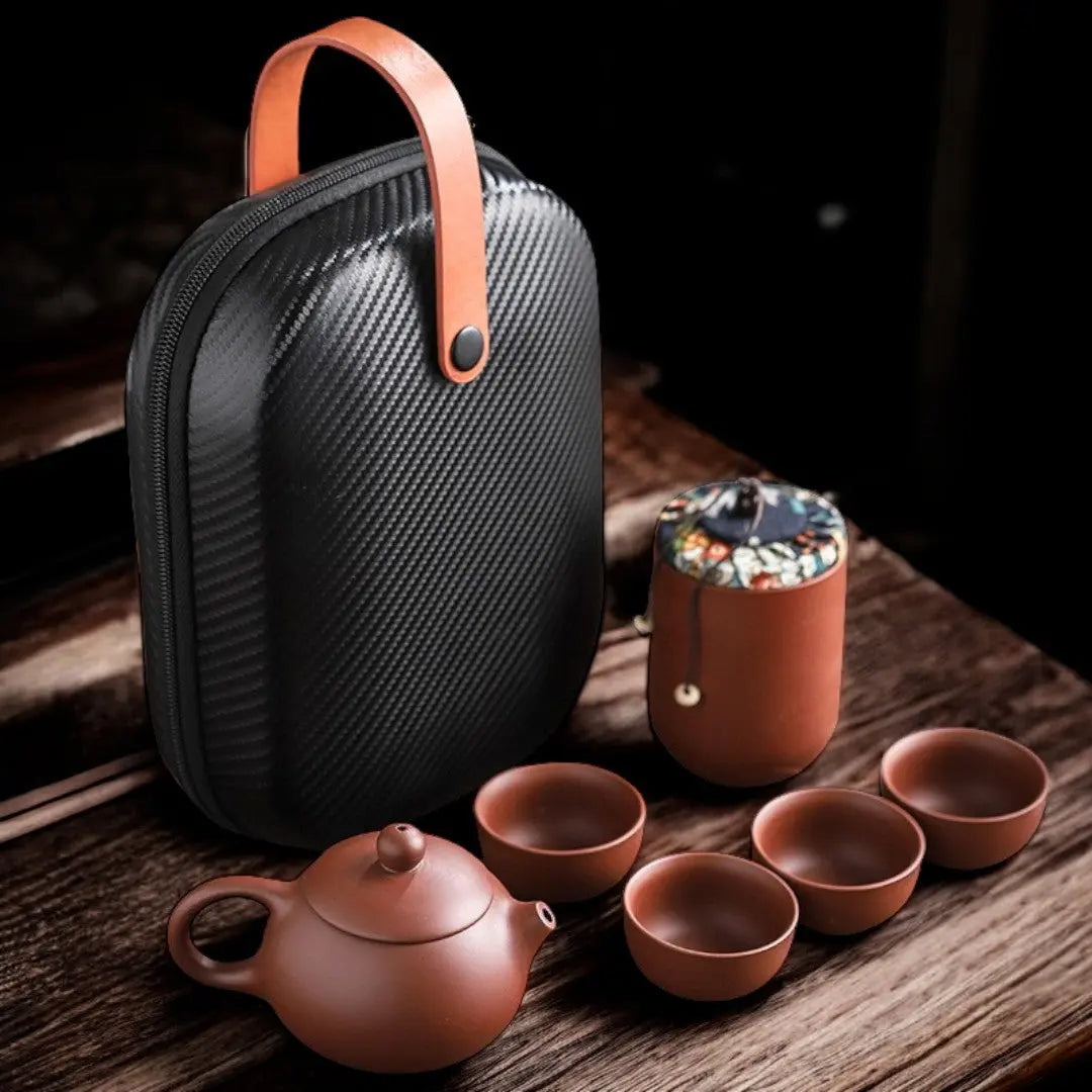 Reistheeservies Keramiek Handgemaakt met Reiskoffer Theepot 4 Kopjes Bewaarfles