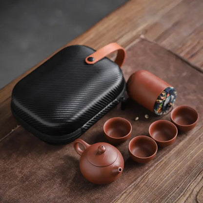 Reistheeservies Keramiek Handgemaakt met Reiskoffer Theepot 4 Kopjes Bewaarfles