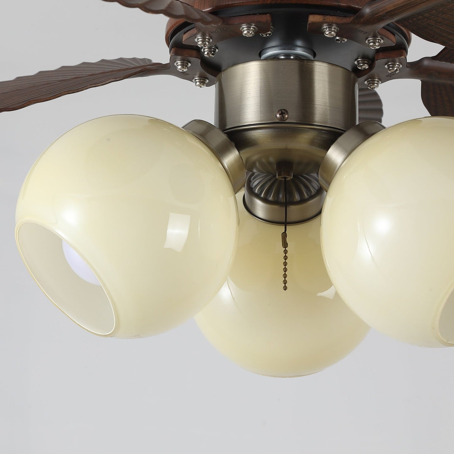 Plafondventilator met Verlichting Eikenfinish ø80cm Dimbaar Afstandsbediening 6 Snelheden Interieur Moderne Ventilator met Verlichtingskap Beige