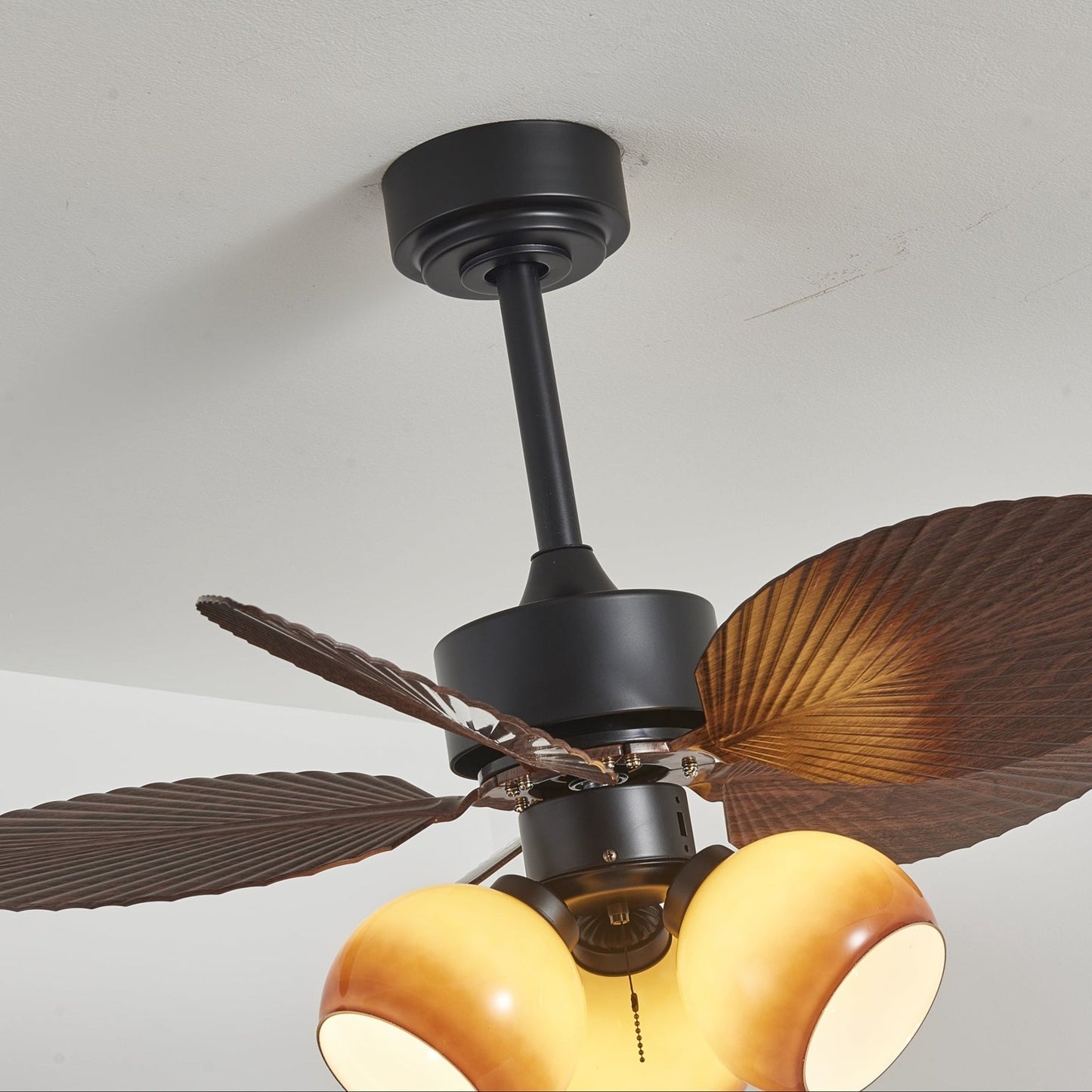 Vintage Plafondventilator met Verlichting – 91cm Diameter – Walnoot Afwerking & Oranje Kap