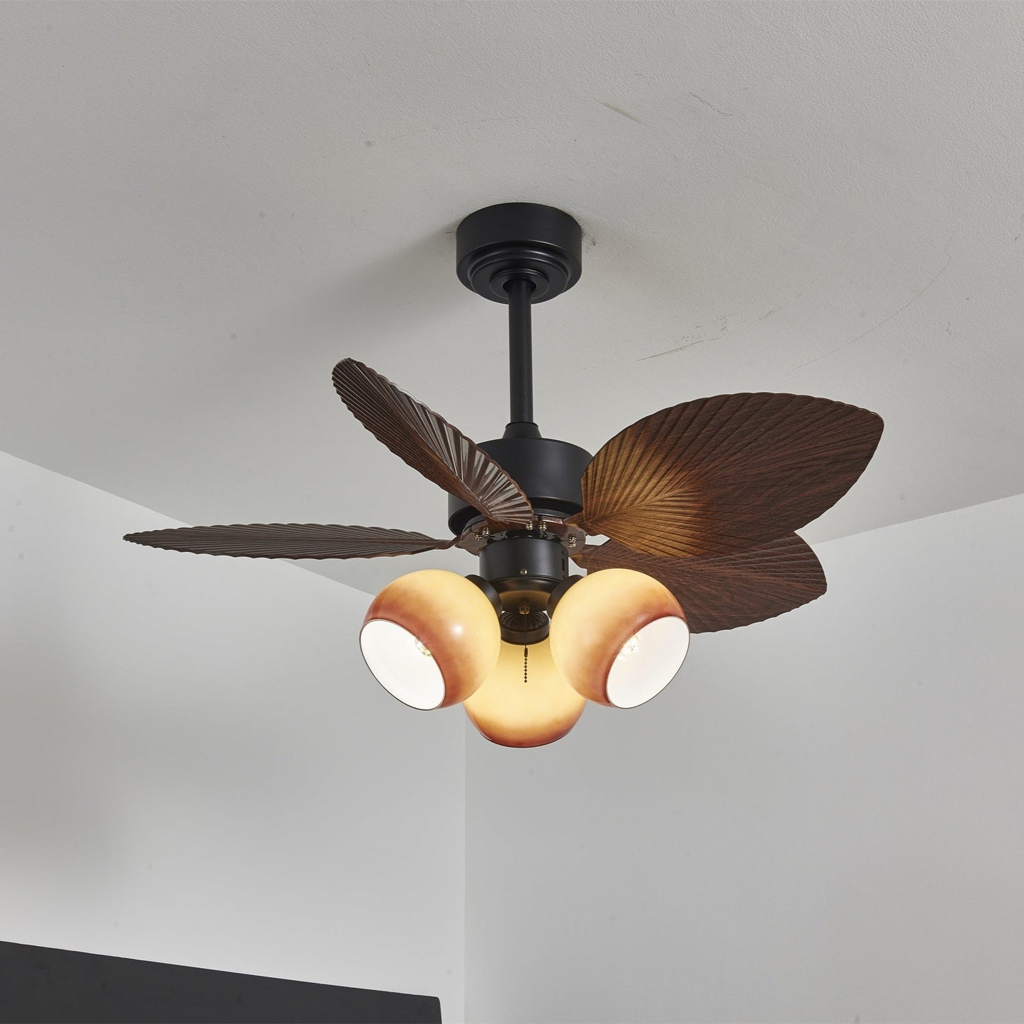Vintage Plafondventilator met Verlichting – 91cm Diameter – Walnoot Afwerking & Oranje Kap