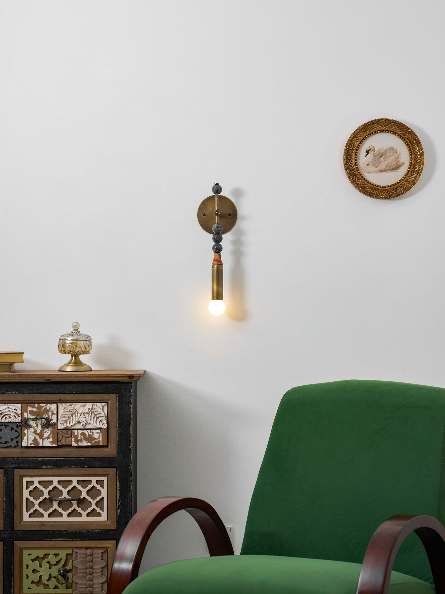 Toam Wandlamp Marmer Messing – Persepolis Geïnspireerd Design met Antique Brass Afwerking 18.9 en 27.6 inch