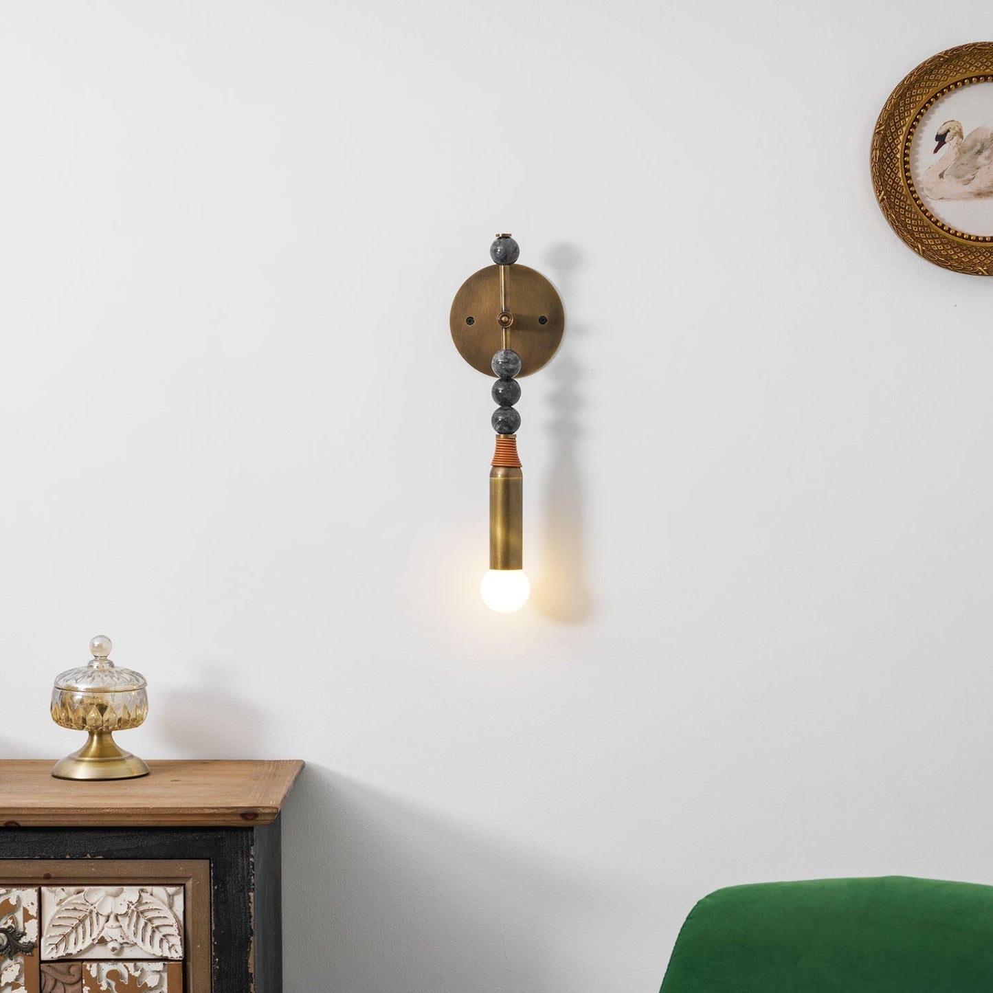 Toam Wandlamp Marmer Messing – Persepolis Geïnspireerd Design met Antique Brass Afwerking 18.9 en 27.6 inch