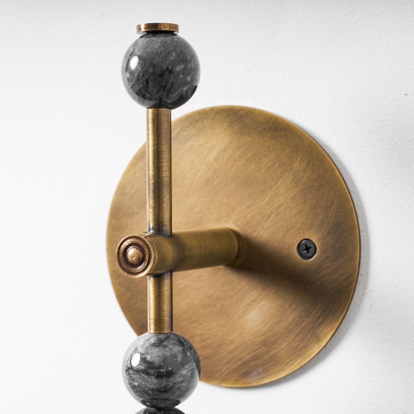Toam Wandlamp Marmer Messing – Persepolis Geïnspireerd Design met Antique Brass Afwerking 18.9 en 27.6 inch