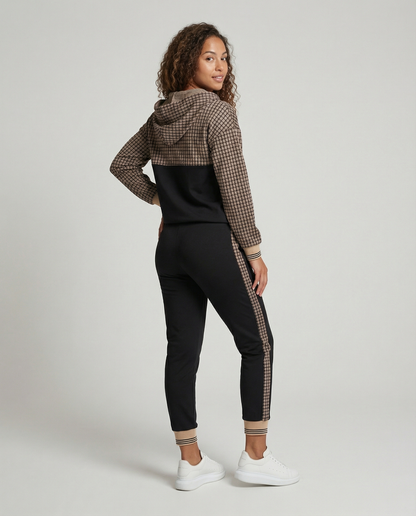 Premium Dames Joggingpak met Comfortabele Pasvorm – Zachte Loungewear voor Thuis en Vrije Tijd
