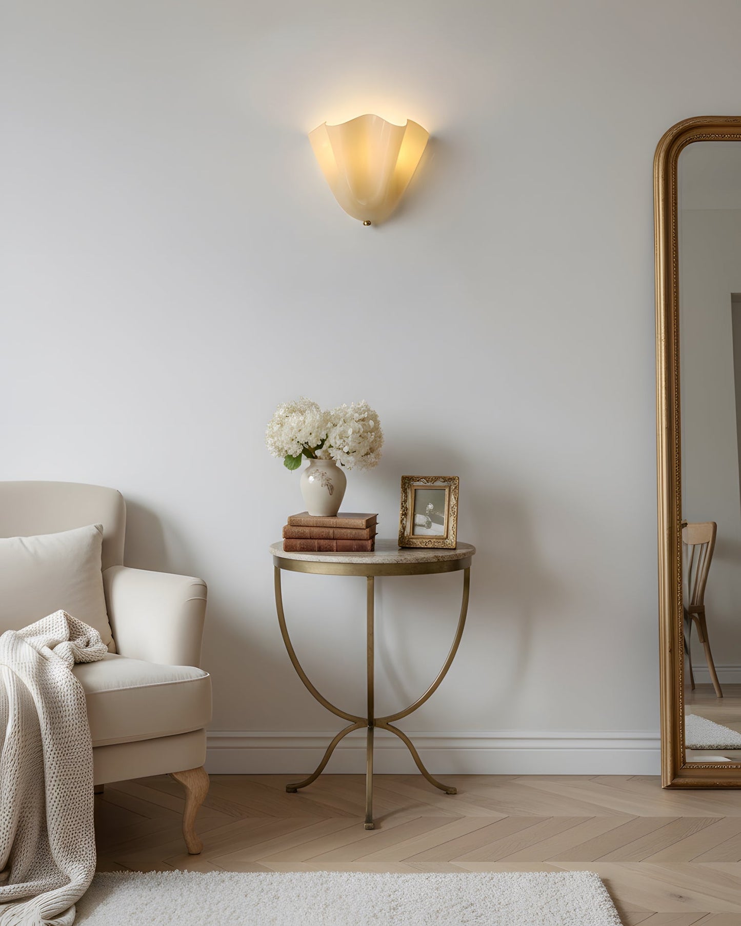 Design Wandlamp van Handgeblazen Glas – Sculpturale Wandverlichting voor Modern Interieur