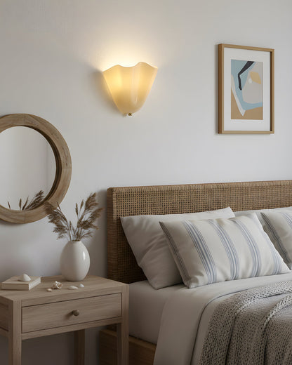 Design Wandlamp van Handgeblazen Glas – Sculpturale Wandverlichting voor Modern Interieur