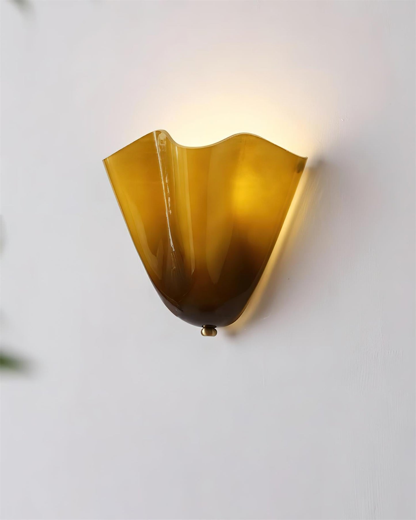 Design Wandlamp van Handgeblazen Glas – Sculpturale Wandverlichting voor Modern Interieur