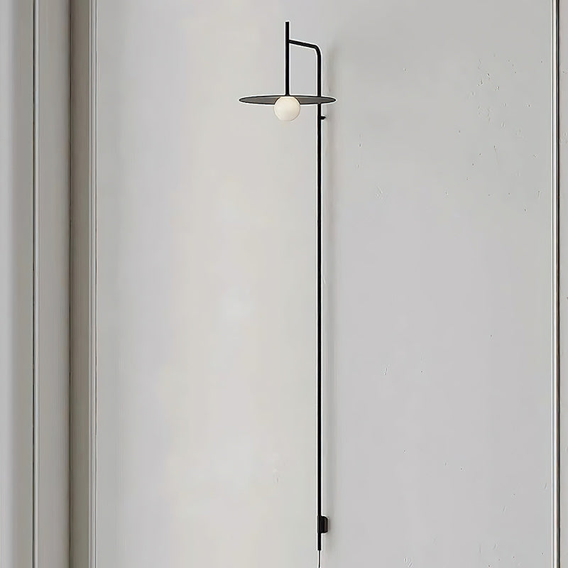 Verstelbare Wandlamp met Zwenkarm | Mondgeblazen Glazen Kap | Stekkermodel