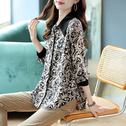 Vrouwelijke Blouse met Plooien en Chiffon Stof - StudioMarella