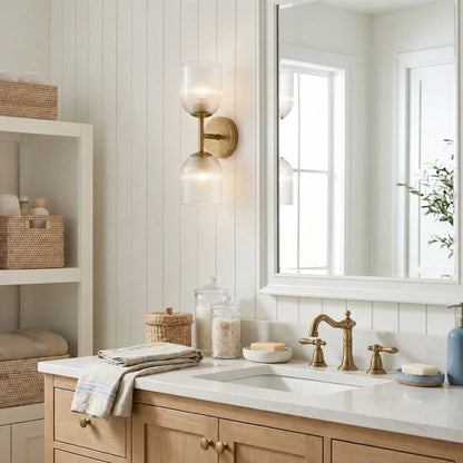Wandlamp met geribbeld glas en koperen finish voor hal, slaapkamer en badkamer
