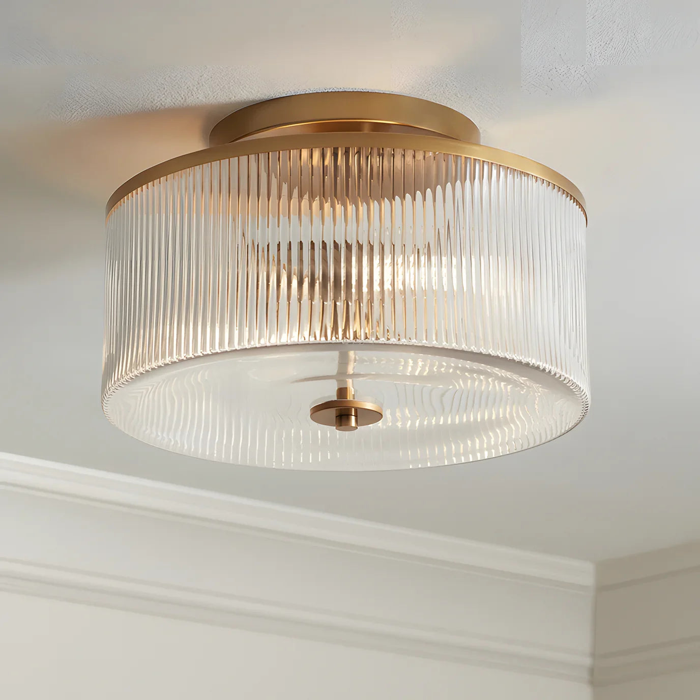 Plafondlamp met Geribbelde Glazen Kap - Landelijke Stijl - Ø 35cm Messing Plafondverlichting voor Hal en Woonkamer