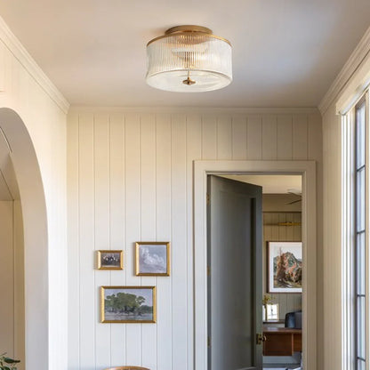 Plafondlamp met Geribbelde Glazen Kap - Landelijke Stijl - Ø 35cm Messing Plafondverlichting voor Hal en Woonkamer