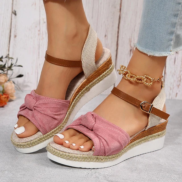 Vrouwelijke Gladiator Sandalen met Hak