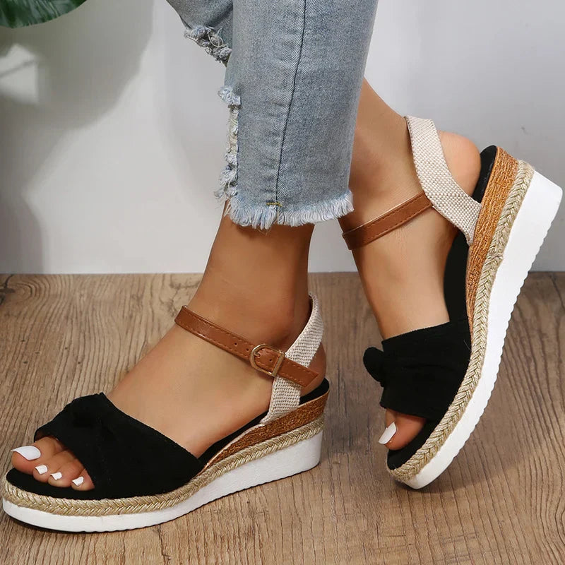 Vrouwelijke Gladiator Sandalen met Hak