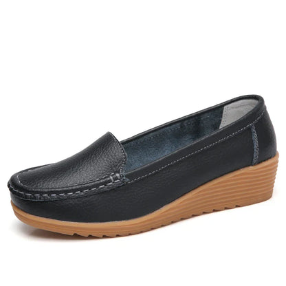 Dames Schoenen: Leren Platte Schoenen met Wigvormige Hakken