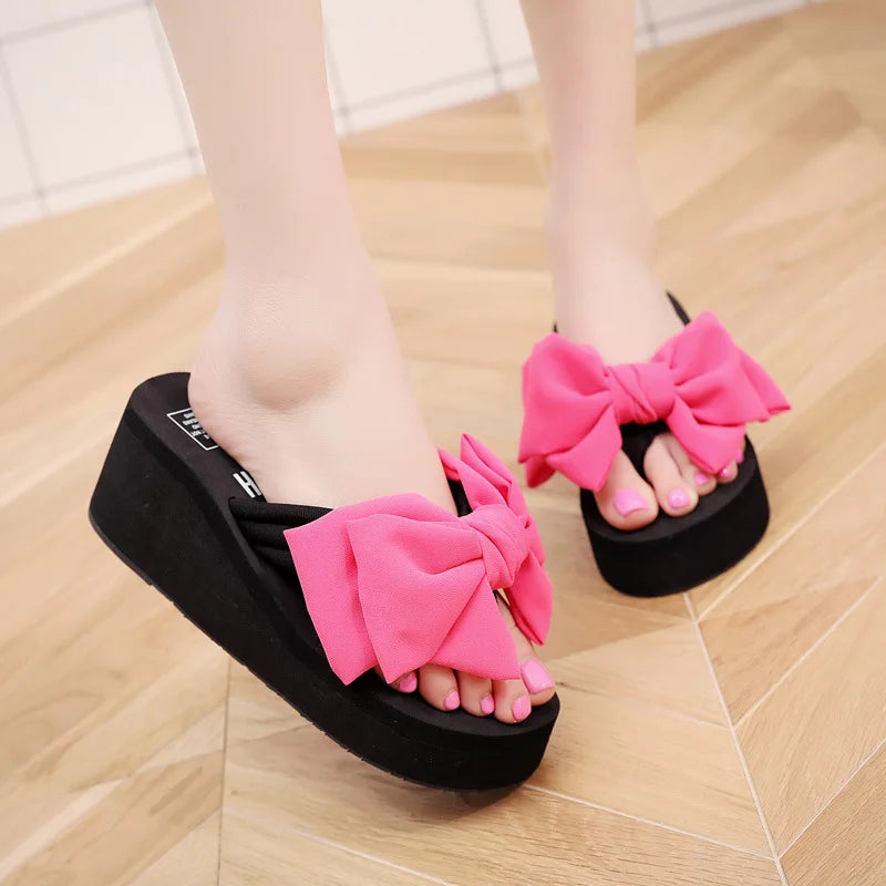 Pluche Platform Sandalen met Wig en Blokhak - StudioMarella