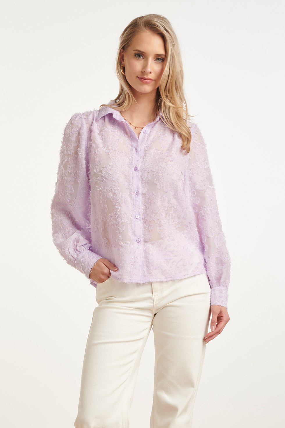 Vrouwelijke Blouse met Relief Patronen - StudioMarella