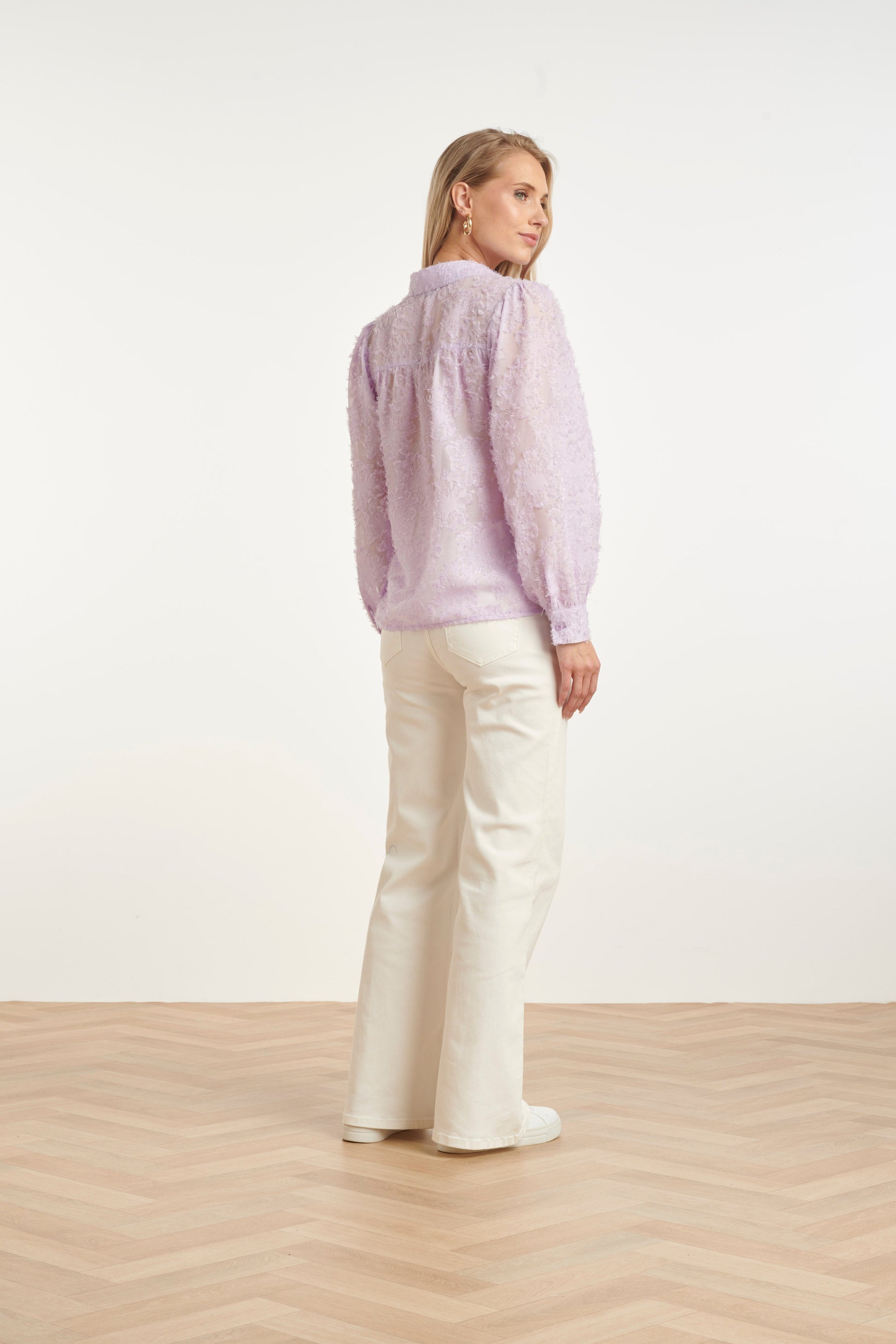 Witte Blouse Met Reliëfprint | Blouse Dames 4