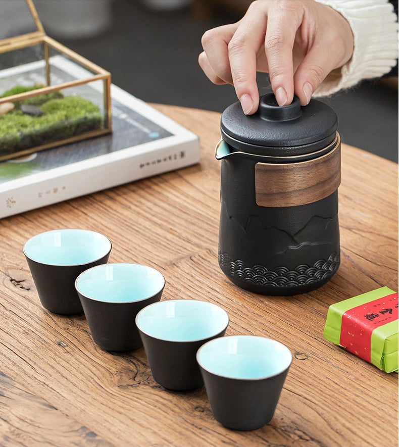 Reis Theeset Keramiek Compact Met Theepot Kopjes En Reistas Bergdesign