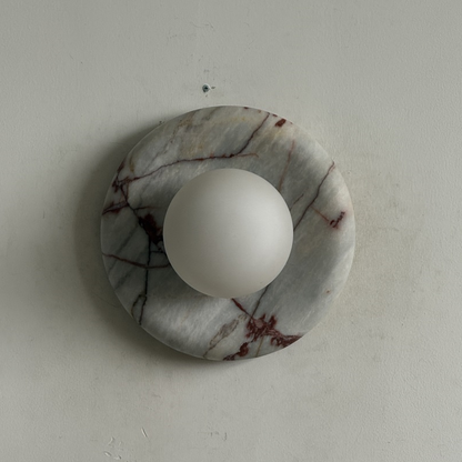 Ronde Design Wandlamp Met Marmeren Achterplaat En Glazen Bol Voor Hal En Slaapkamer