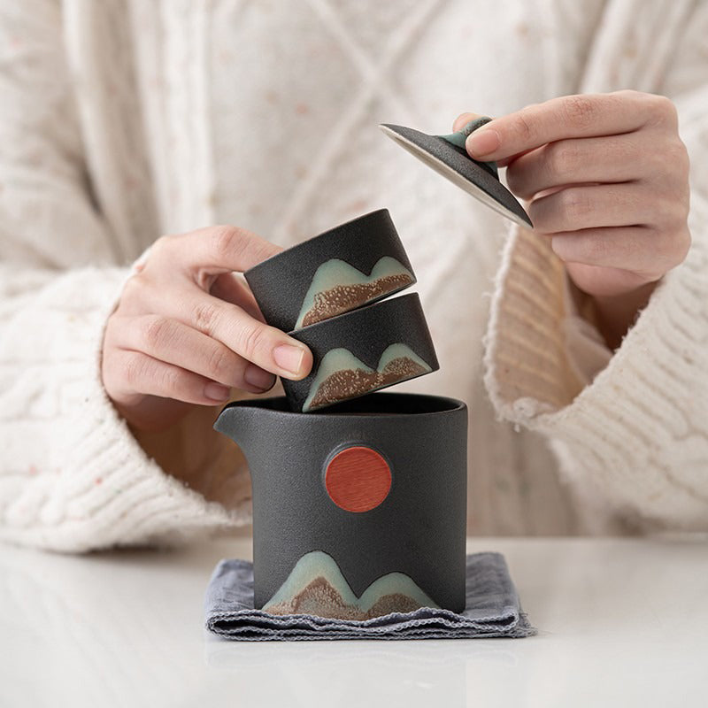 Reis Theeset Japans Keramiek Met Theepot Kopjes Reistas Berglandschap Compact