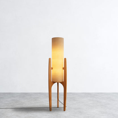 Zen Staande Lamp Met Linnen Kap En Natuurlijk Houten Frame