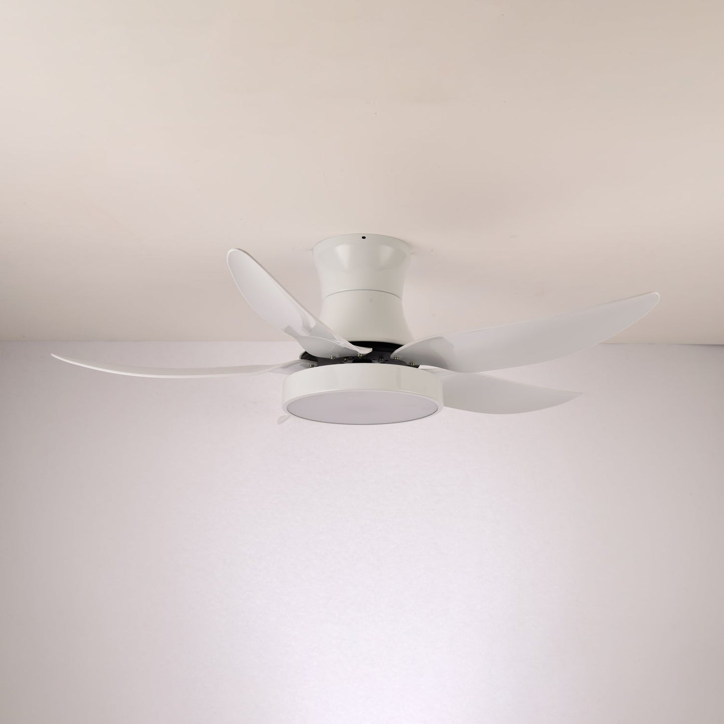 Plafondventilator met Verlichting 132cm Modern Zwart Metaal Kunststof LED 24W Verstelbaar 6 Snelheden