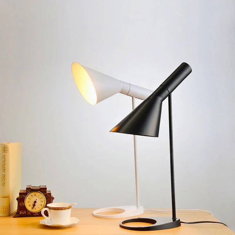 Moderne LED-tafelverlichting met strakke vormgeving - Minimalistisch design - Energiezuinig - Warm wit 2700K - Dimbaar bureaulamp - Sansoti