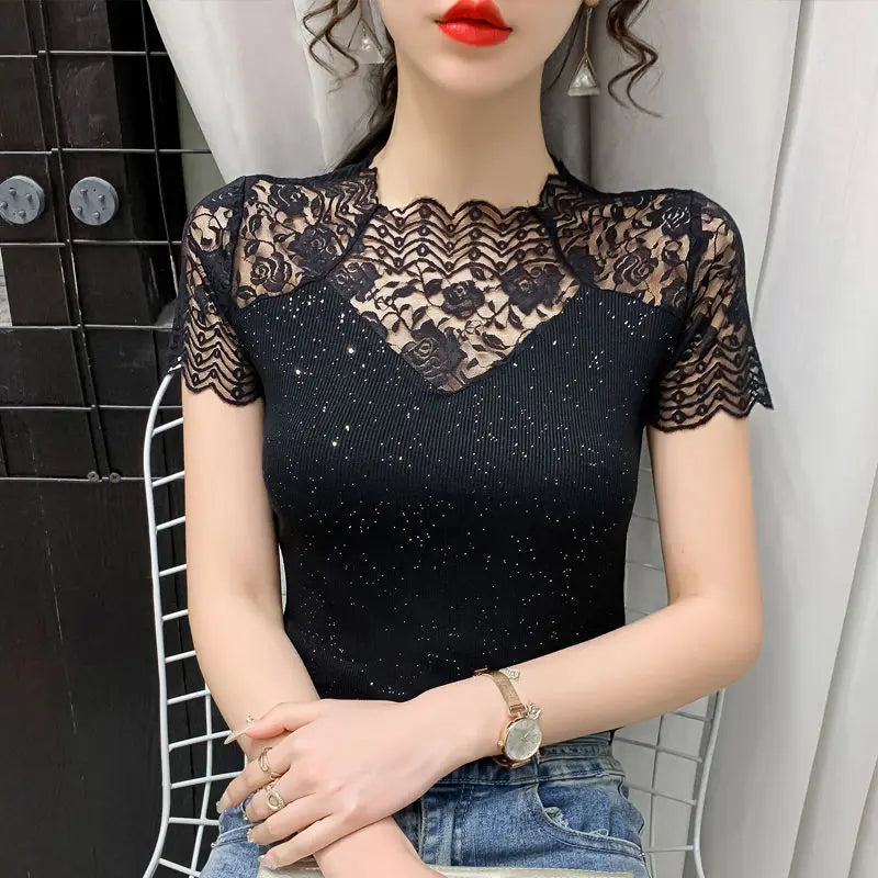 Vrouwelijke Mesh T-shirt Zomerse Glamour Look